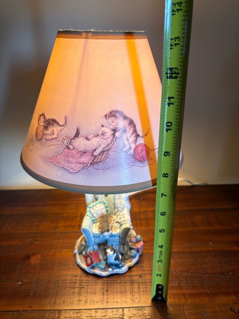 Vintage 80’s Kitten Table Lamp/ Desk Lamp Kitten Lamp Shade - Picture 8 of 13